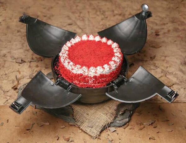Red Velvet Bomb Cake