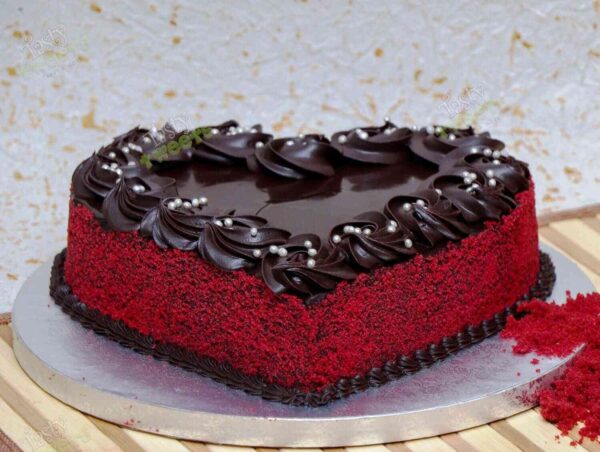 Choco Velvet Love Cake